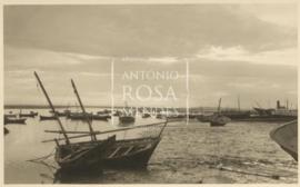 Ria Formosa, barcos ancorados