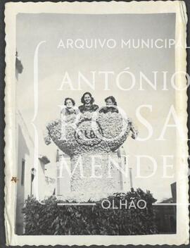 Carro alegórico no Carnaval de Moncarapacho