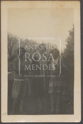 Maria Amélia Morgado no passeio aos Moinhos da Rocha.