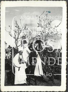 Carro alegórico Amendoeiras-Moncarapacho