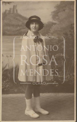 Maria Amélia Morgado no estúdio fotográfico