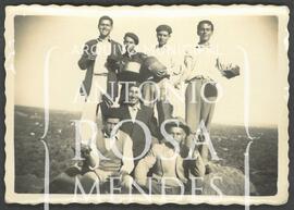 Américo Reis (Filipe) com grupo de amigos da terra