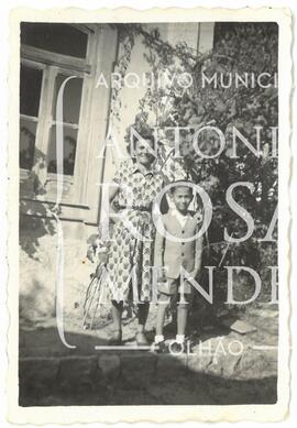 Américo Ricardo Soares dos Reis  com sua mãe