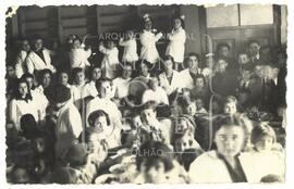 Professoras e alunos.